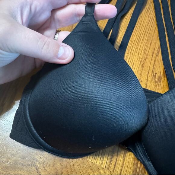 PINK Victoria’s Secret Black Wear Everywhere Push Up Bra Size 32B w/ Underwire - Picture 2 of 11